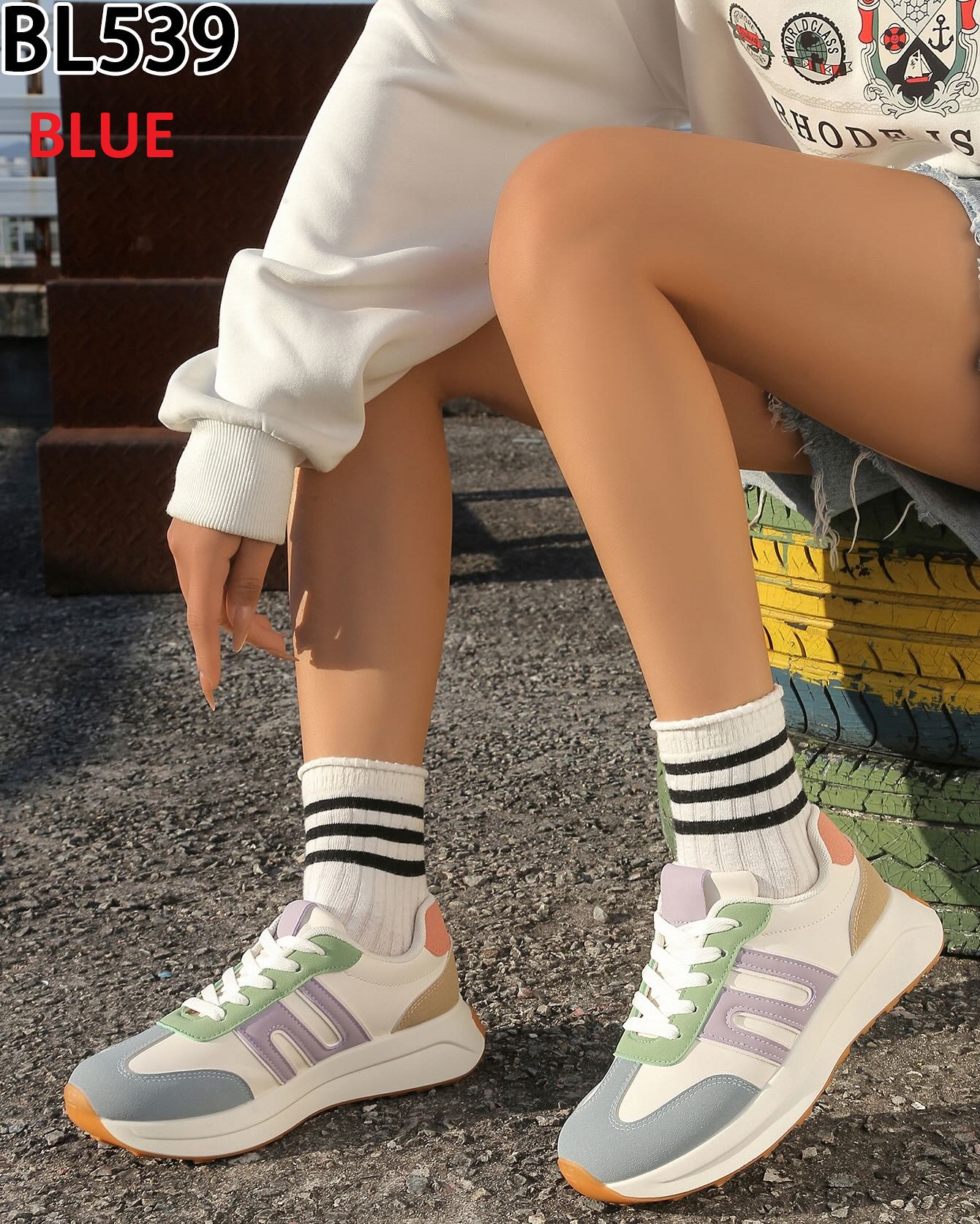 Buty sportowe damskie Roz 36-41 / 12 par